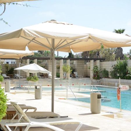 Andromeda Hill Apartments And Spa Τελ Αβίβ Εξωτερικό φωτογραφία