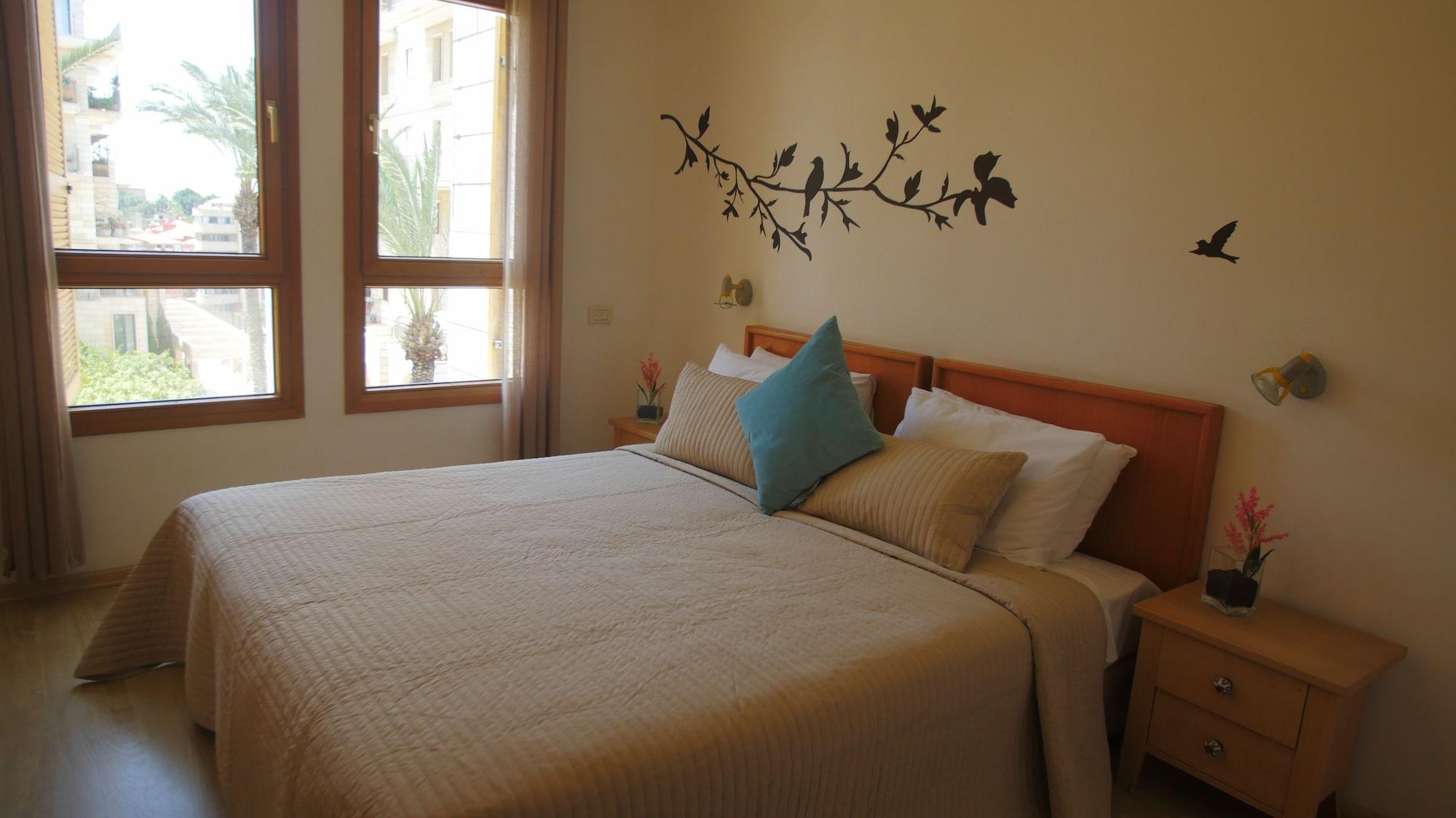 Andromeda Hill Apartments And Spa Τελ Αβίβ Εξωτερικό φωτογραφία