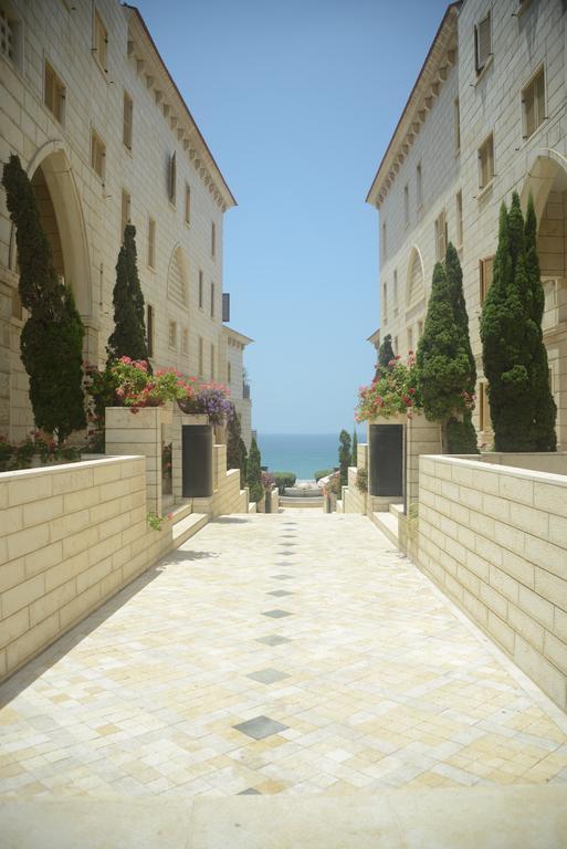 Andromeda Hill Apartments And Spa Τελ Αβίβ Εξωτερικό φωτογραφία